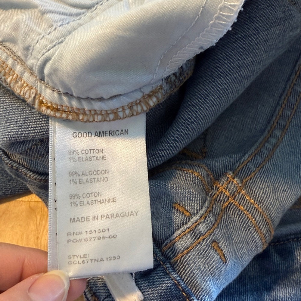 Good American Good Classic Mid-Rise Distressed Ankle #GCL67TNA1290 Jeans, 8 /29 - Picture 7 of 7